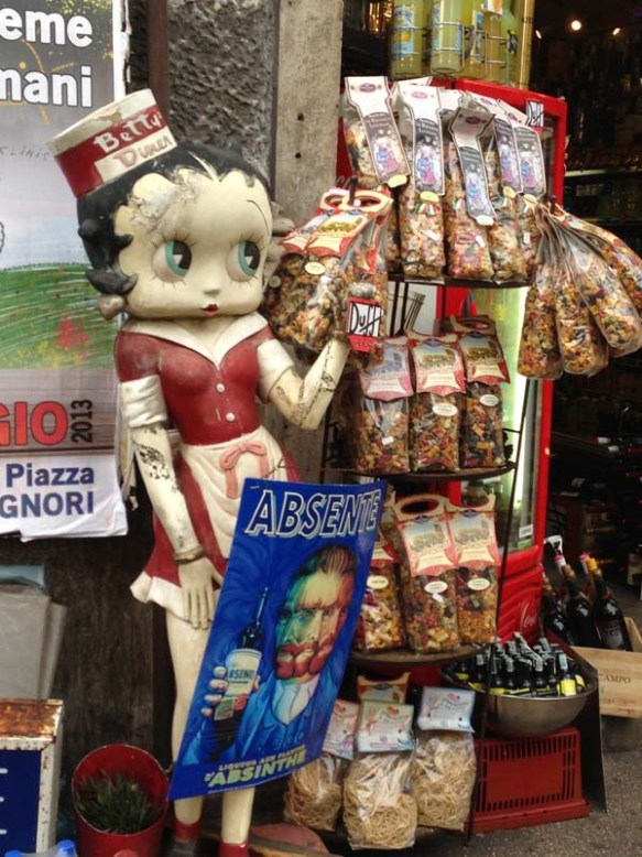 Betty Boop selling Pasta