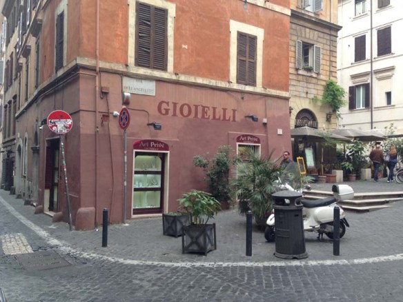 Via dele Angeletto - gioielli