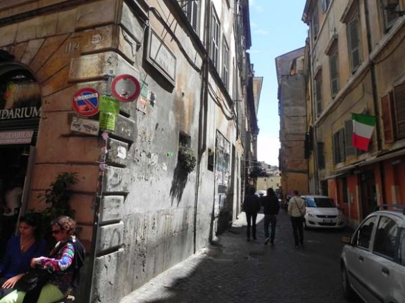 side walks in campo de'firoi