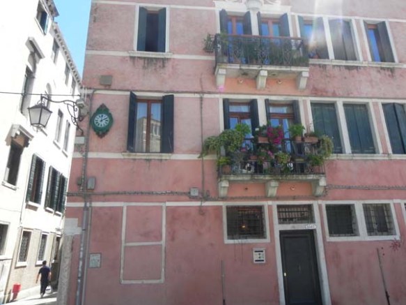 Architecture in venice is breathtaking specially with the beautiful cute little windows and decorations art is in everything 