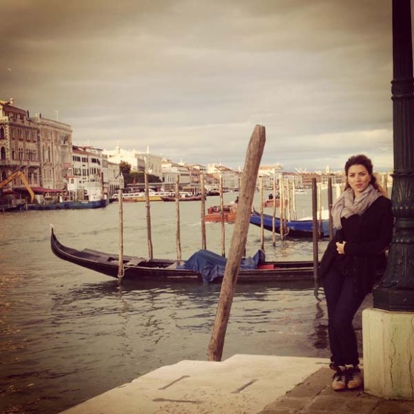 blogger photographer and designer razan masri in venice venezia 