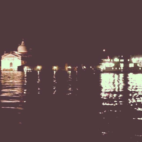 grand canal reflection during the night