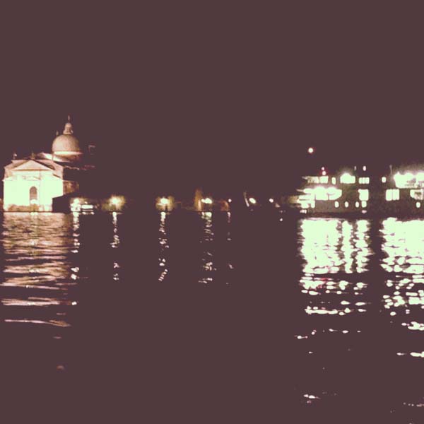 grand canal reflection during the night