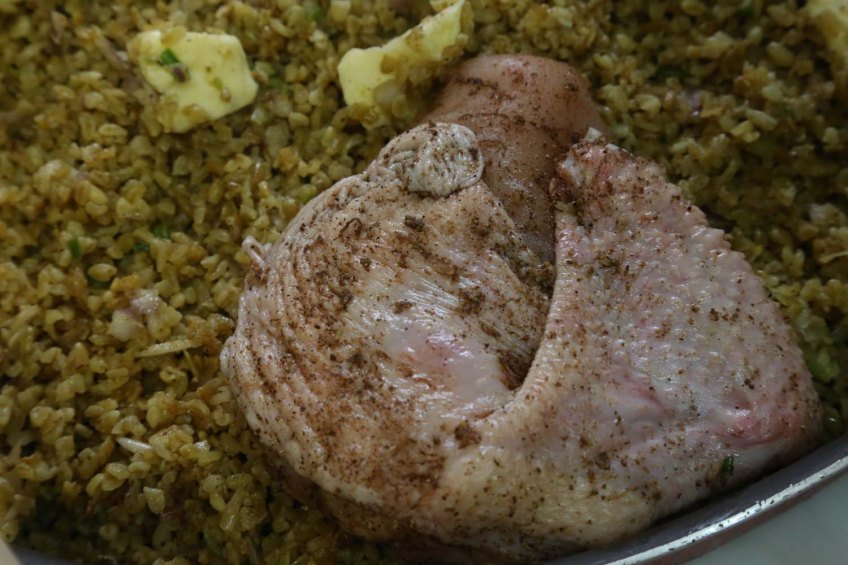 Making Freekeh Middle Eatern Arabian Cuisine raw