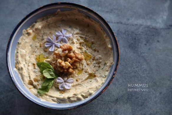 How to make Hummus recipe, chickpeas, origins of hummus, signature