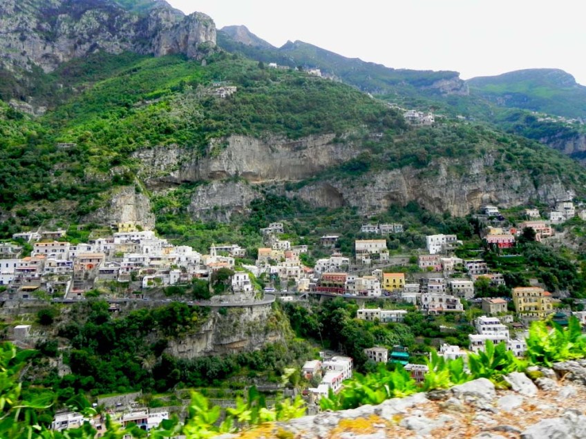 Hypnotic Amalfi Coast drive in Italy