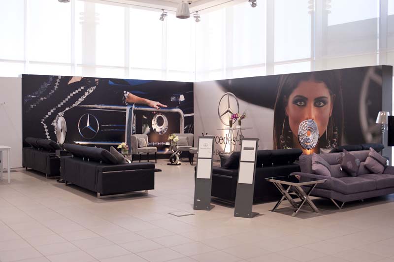 Marketing Communications and Public Relations Mercedes-Bezn