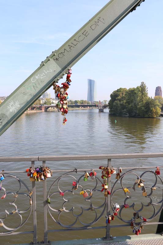 Frankfurt Love Bridge
