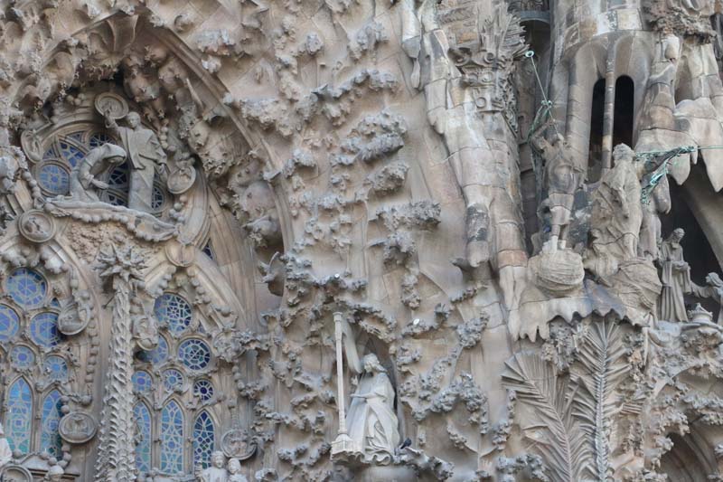 The incredible art of Gaudi architecture a day with gaudi