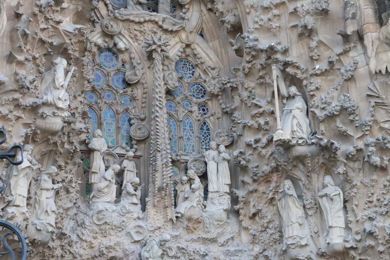 The incredible art of Gaudi architecture a day with gaudi