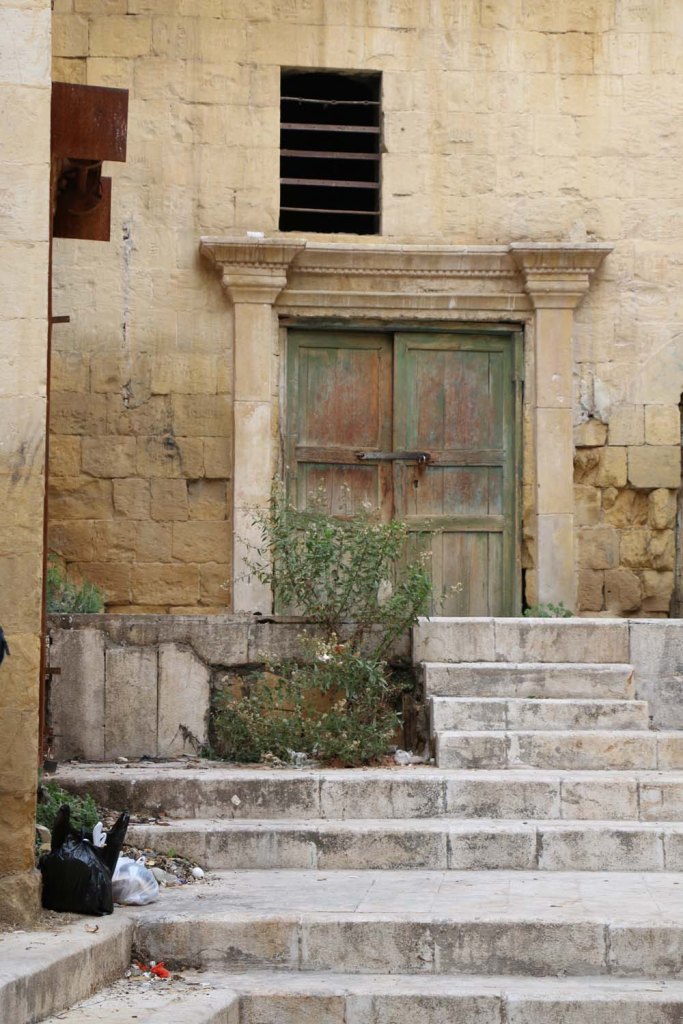 Al Salt, AsSalt, Al-Salt, AlSalt, Jordan، مدينة السلط الاردن, ancient city and architecture old green door, باب قديم اخضر