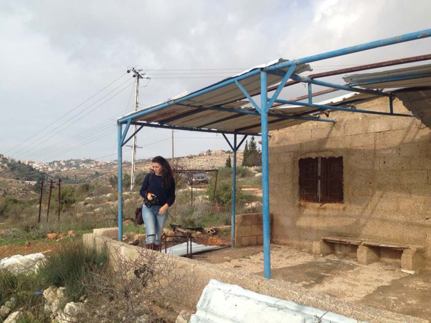 Al Salt, AsSalt, Al-Salt, AlSalt, Jordan, walking into a farm