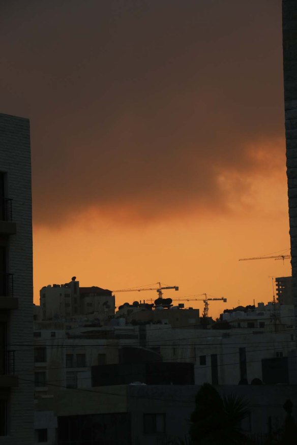 Photograph of an Orange sky for sunset in Amman