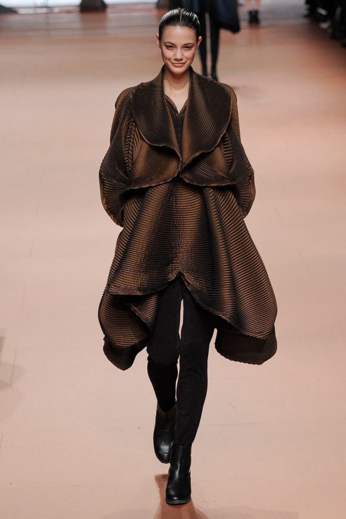 brown coat Earth colors ready to wear