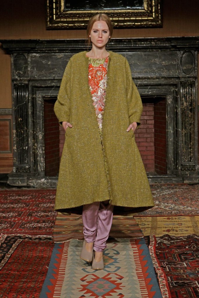 olive green knee length coat Favorite coats for this fall winter 2014 2015 ready to wear collections