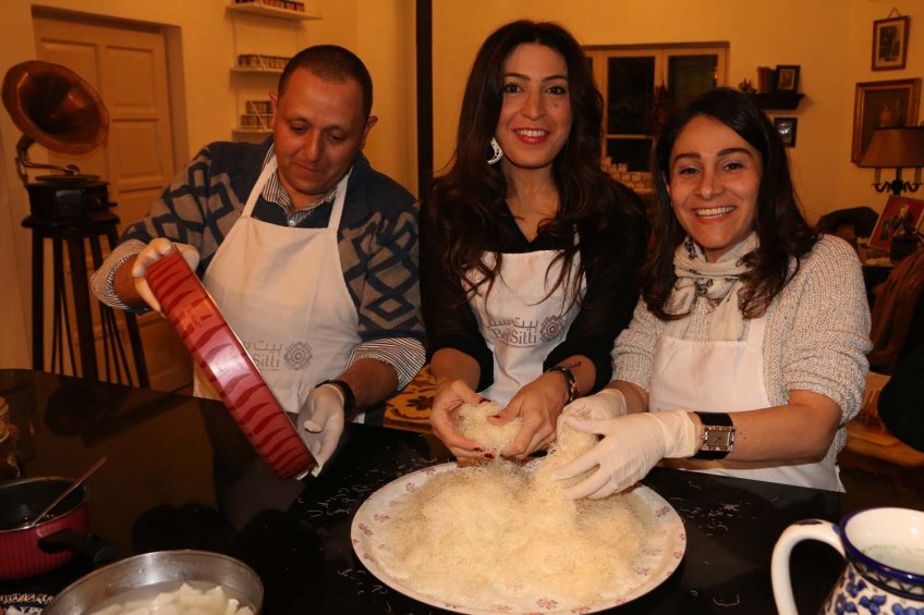 Making Knafeh Kunafa kanafeh