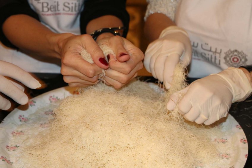 Making Knafeh Kunafa kanafeh