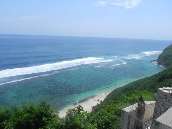 White sand blue ocean Bali Nosodua