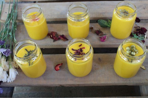 How to make Adas Middle Eastern lentil soup  شوربة العدس