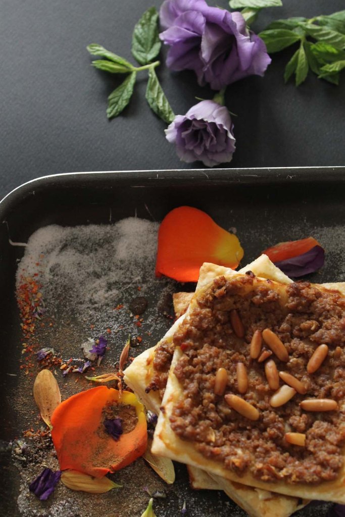 How to make Sfeeha Lahem bi Ajeen