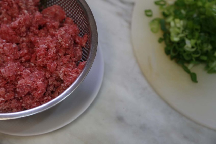 طريقة عمل لحم بعجين