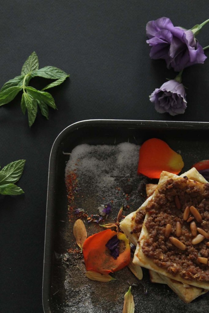 طريقة عمل لحم بعجين