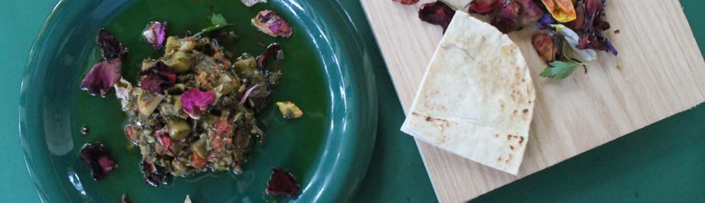 How to make Middle Eastern Okra with olive oil Bamieh bil zeit