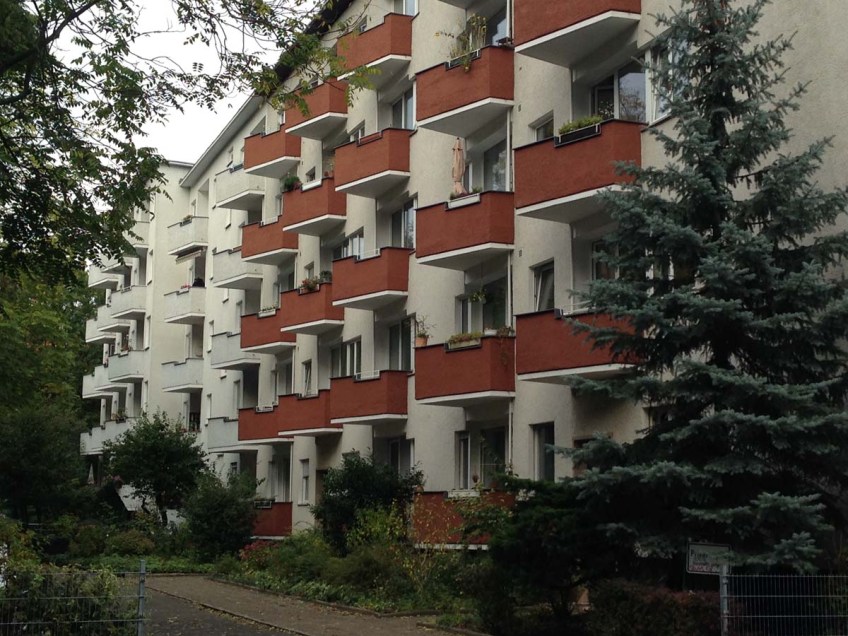Burgundy and beige building in Berlin