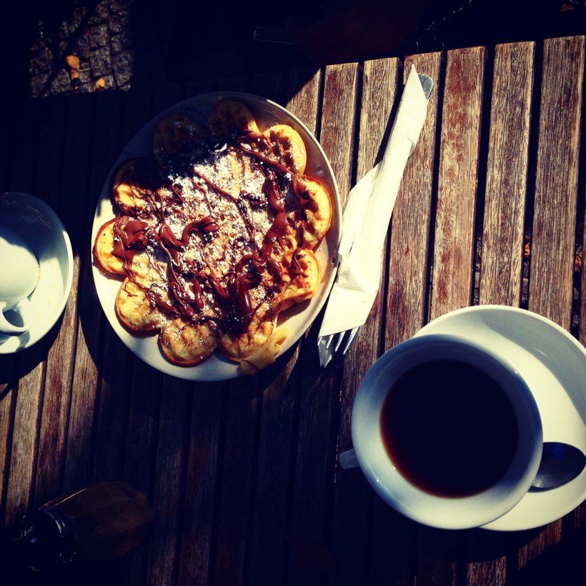 Chocolate pancakes and coffee