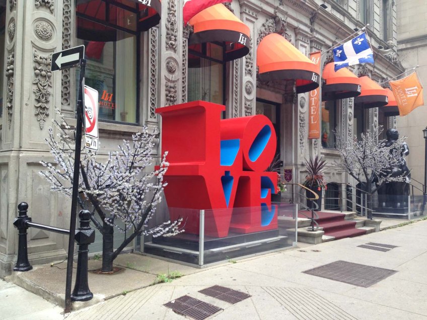 Montreal Love sign