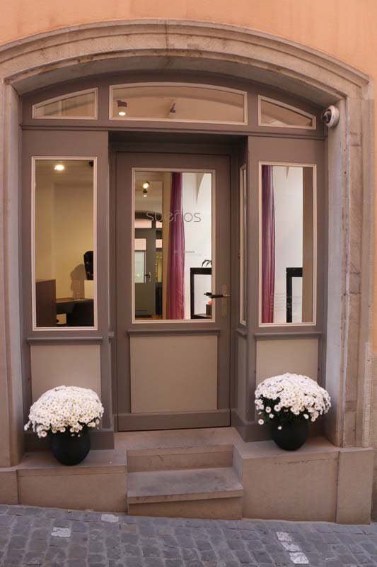 a beautiful luxurious shop with flowers