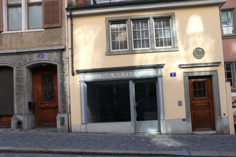 Nail boutique shop in Zuich