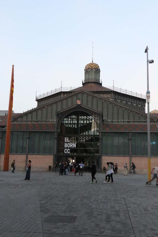 El Born exhibition entrance