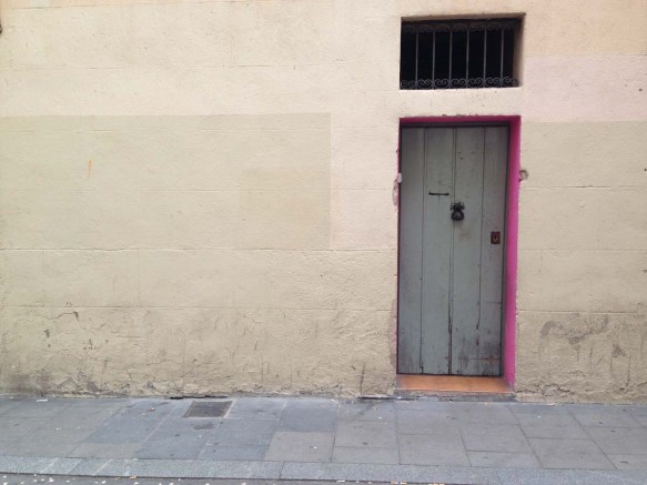 Door and wall in Barcelona Gracia
