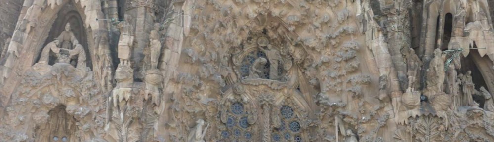 Close up photo of the details of the church La Segrada Familia in Barcelona