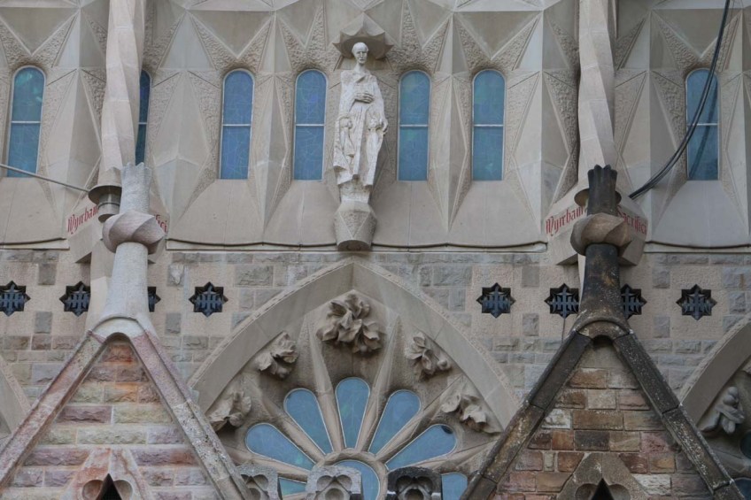 Close up photo of the details of the church La Segrada Familia in Barcelona