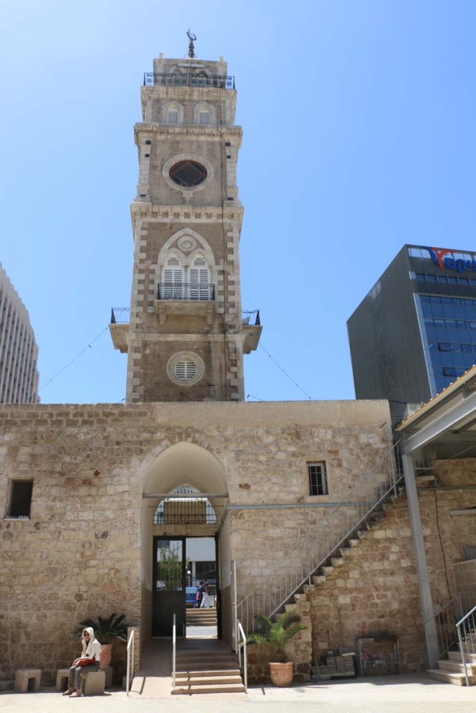 الجامع الكبير في حيفا - the grand mosque in Haifa