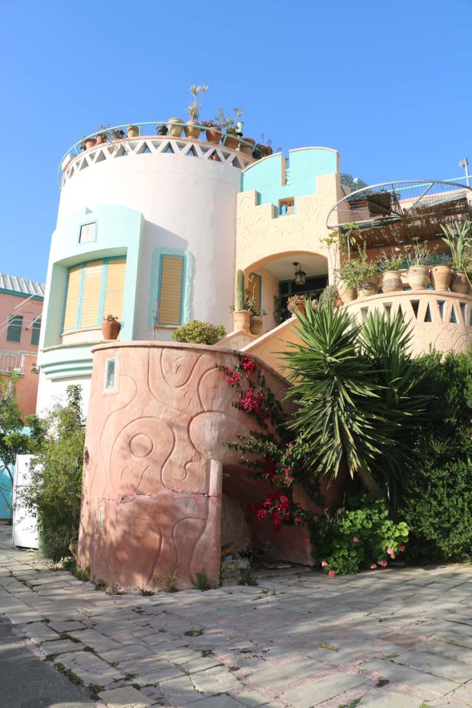 Inspired by Gaudi Palestinian Artist and architect Ahmad kanaan