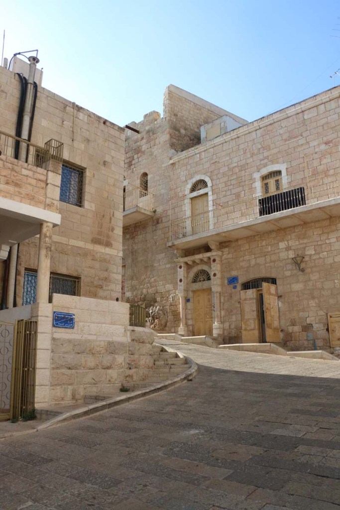 بيوت قديمة في بيت لحم، old rustic architecture in bethlehem