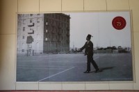 walking between the old city of Jerusalem king david hote في القدس القديمة فندق الملك ديفيد