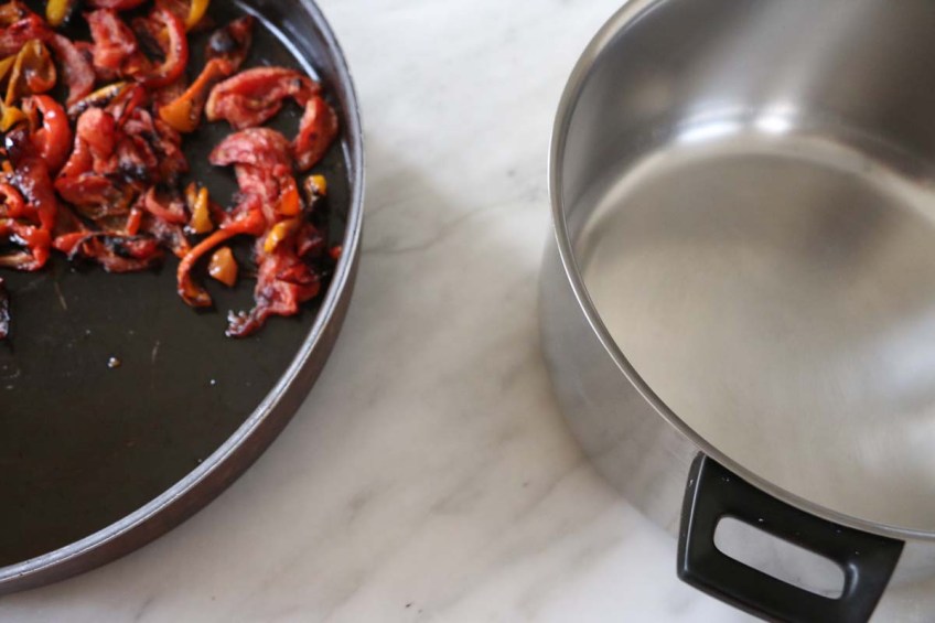 طريقة عمل المقلوبة بالباذنجان بالصور