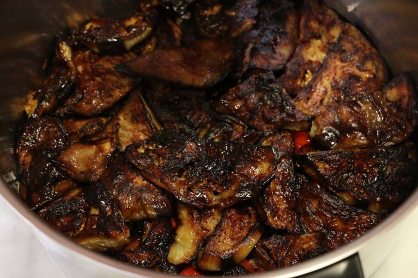 How to make a Palestinian dish Maqloubeh Maklouba طريقة عمل المقلوبة بالباذنجان بالصور