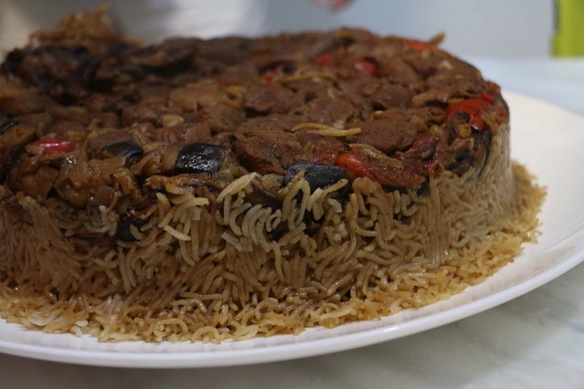 How to make a Palestinian dish Maqloubeh Maklouba طريقة عمل المقلوبة بالباذنجان بالصور