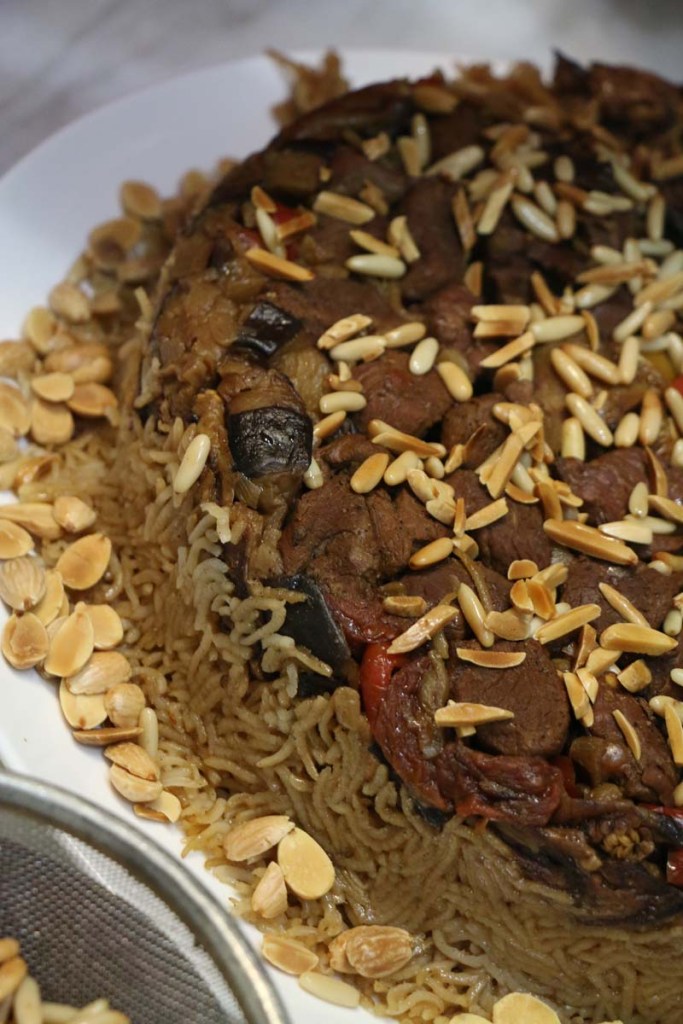 مقلوبة الباذنجان الفلسطينيه