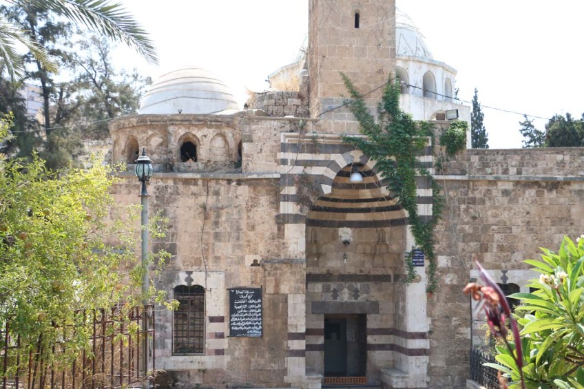 old market old mosque in tripoli مسجد قديم في طرابلص