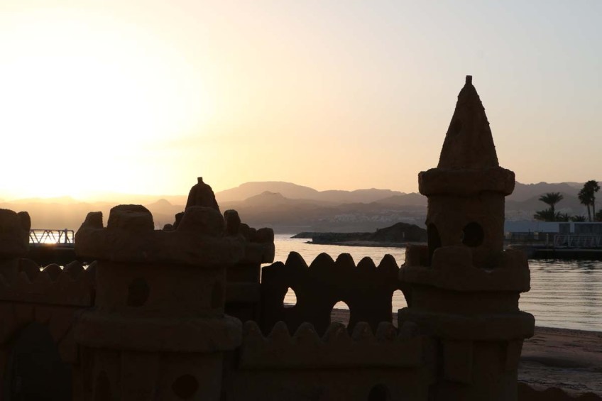 Saraya-Aqaba-Jordan-Travel-Red-Sea-easgle-hills