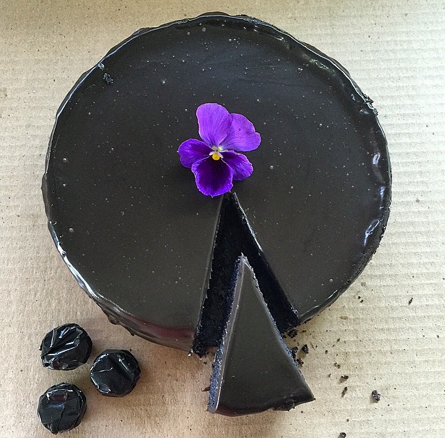 Black cheesecake, cheesecake, foodie