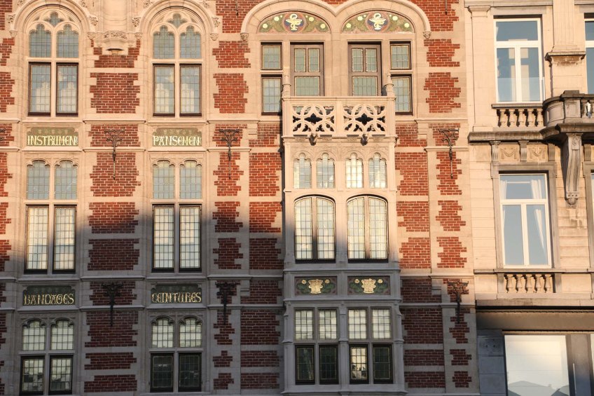 Belgium, brussels, travel, travel blog, architecture, Coudenberg Street-2