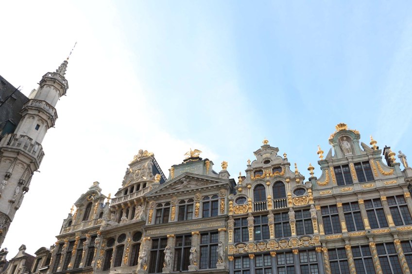 Belgium-brussels-traveling-travel-blog-architecture-Town-Hall-Grand-Place-6