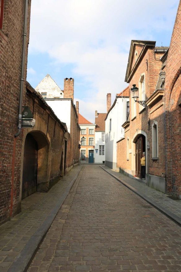 alleyway, bruges